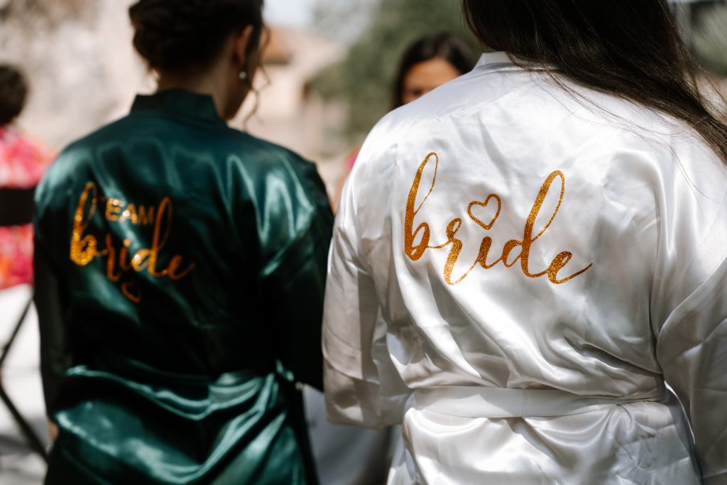 amelieandemilie-mariage20juin2026-domainedevort-laurasauvagephotographe-auvergne-preview-1