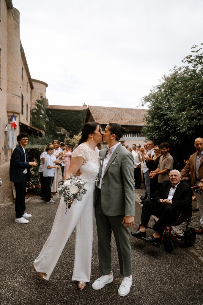 amelieandemilie-mariage20juin2026-domainedevort-laurasauvagephotographe-auvergne-preview-21