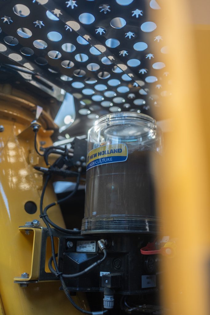 newHolland-13