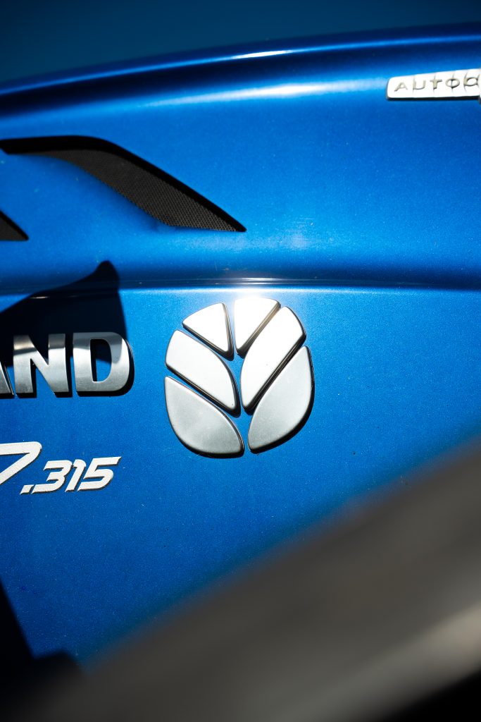 newHolland-2